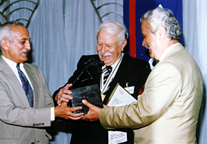 Cüneyt E. Koryürek, Ruhi Sarıalp ve İsmet Sezgin, İstanbul 2000 Olimpiyad Adaylığı